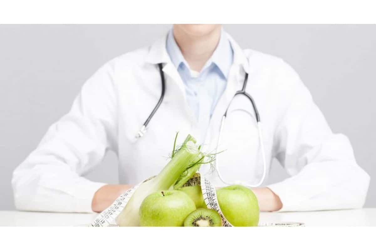 نکات مهم در تغذیه افراد مبتلا به کبد چرب ؛ برای کبد چرب چی بخوریم ؟ | مصرف زیاد این مواد غذایی احتمال ابتلا به کبد چرب را افزایش میدهد