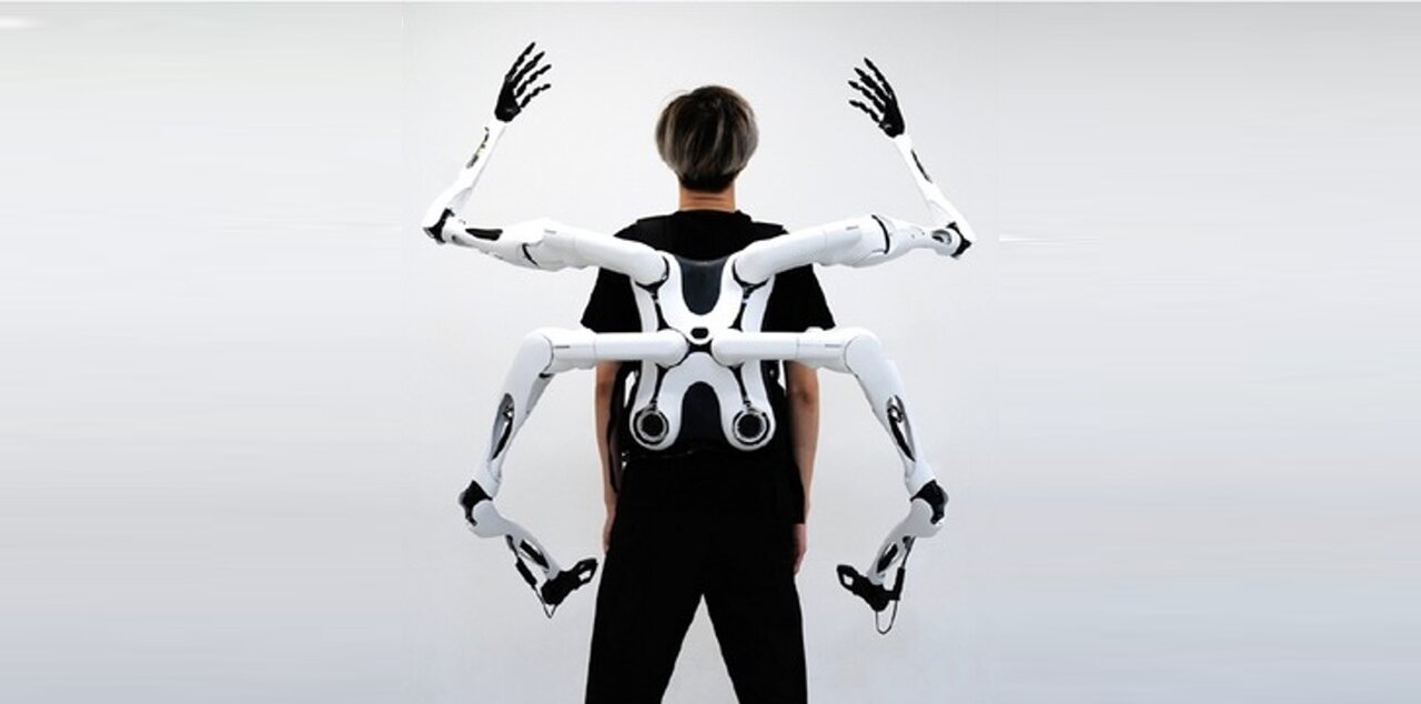 این بازوها شما را تبدیل به سایبورگ میکند | گامی برای نزدیکشدن به ادغام انسان و ماشین