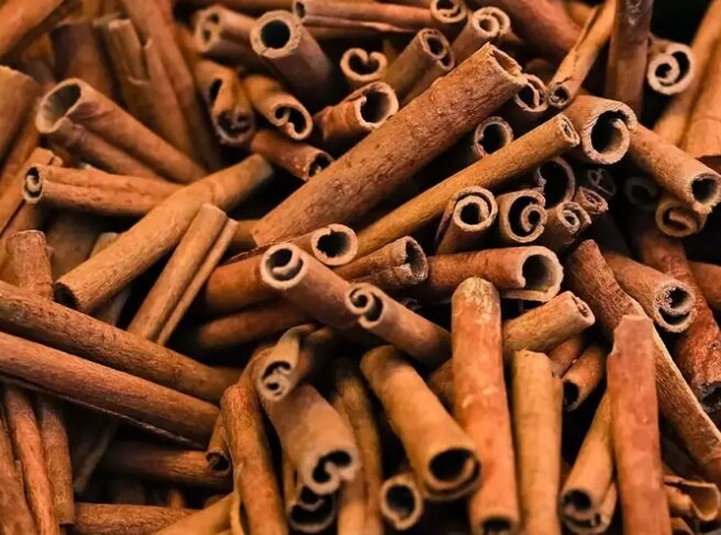 معجزه ای برای کاهش قند خون | چگونه قند خون را پایین بیاوریم؟ ؛ بهترین ادویه ها برای کاهش قند خون | بهبود حساسیت به انسولین با این خوراکیها