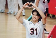 عکس |‌ یک والیبالیست ایرانی از دل کارتون‌های ژاپنی بیرون آمد | کیهان تاکاشی، جذاب ترین والیبالیست بازی‌های آسیایی