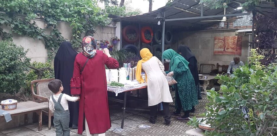 عمودی نشین ها هم مهربان هستند| با زمانه سازگار شویم