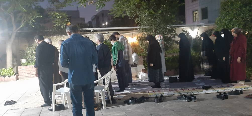 عمودی نشین ها هم مهربان هستند| با زمانه سازگار شویم