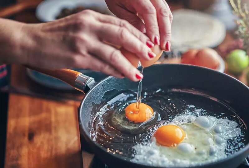 آیا غذا پختن در ظرف مسی ضرر دارد ؟ | بهترین ظروف برای پخت و پز را بشناسید