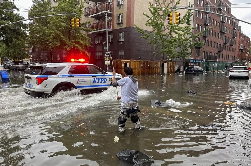 نیویورک را آب برد | خسارت سنگین سیل در آمریکا