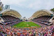 ببینید | ورزشگاه شانگ چنگ در تسخیر هنگ کنگی‌ها در دیدار با امیدهای ایران