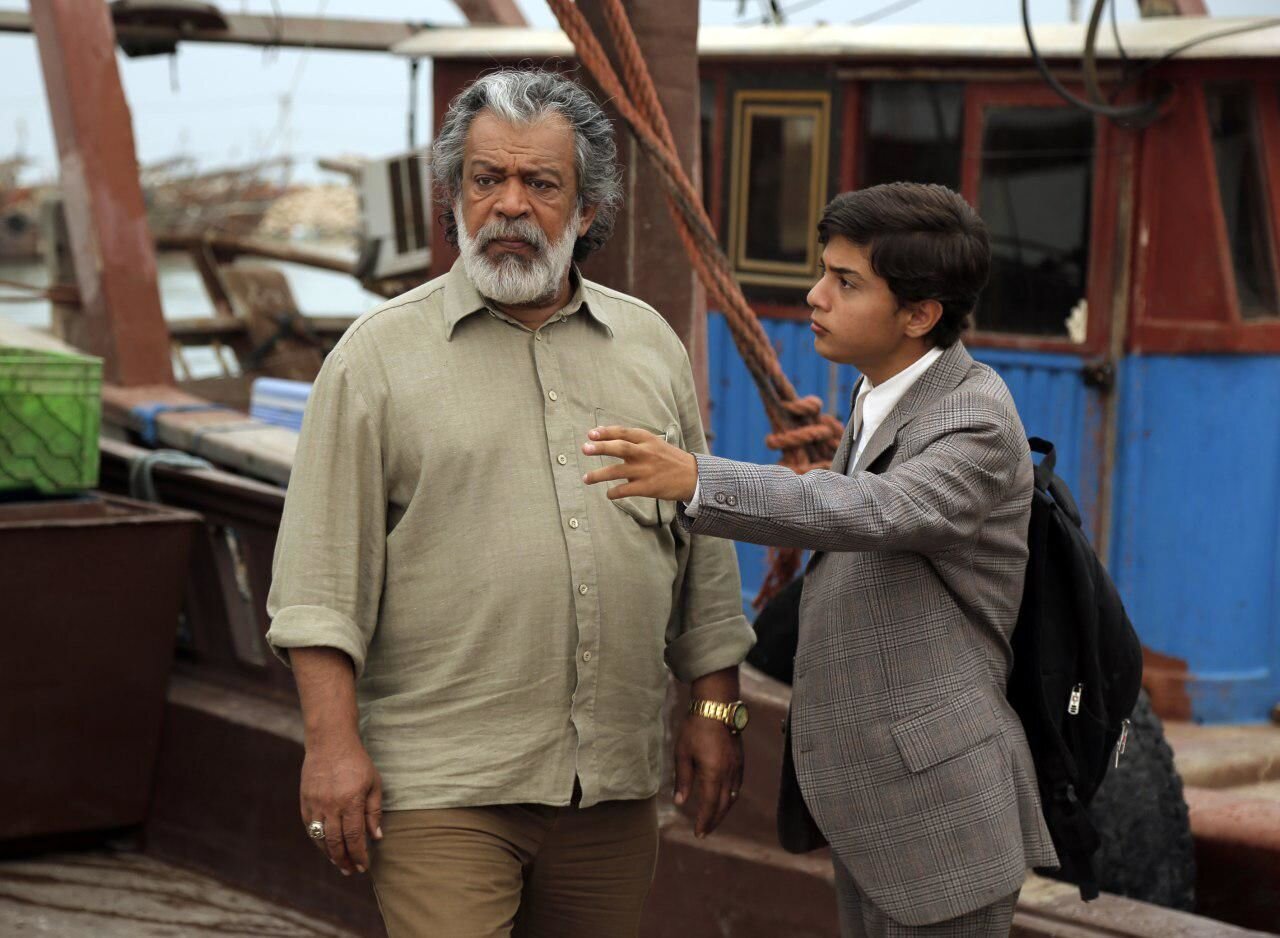 تصاویر | کنداکتور پخش یک بار دیگر مخاطبان را غافلگیر کرد؛ یک سریال جدید بندری در تلویزیون