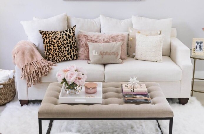 ۷ اشتباهی که اتاق نشیمن را ارزان و بیکلاس جلوه میدهد