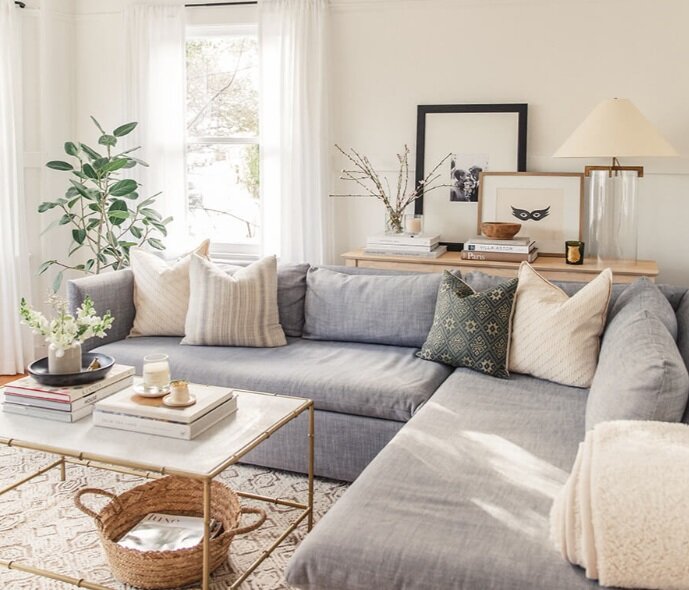 چگونه فضای خانه کوچکمان را بزرگ جلوه دهیم ؟ | اصول دکوراسیون آرامشبخش برای یک آپارتمان کوچک