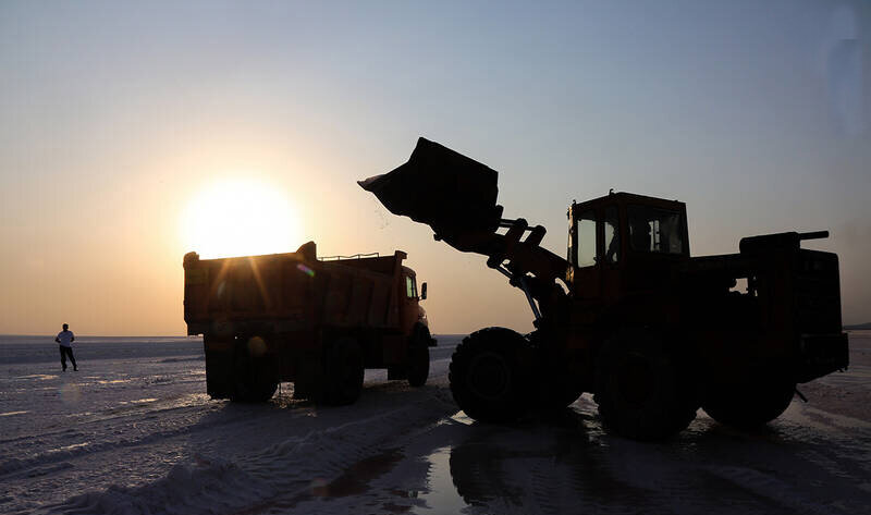 متخلف دریاچه نمک قم متوقف شد