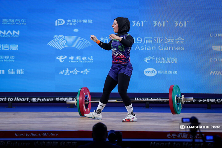 بازی های آسیایی| ریحانه کریمی در وزنه برداری اوت شد