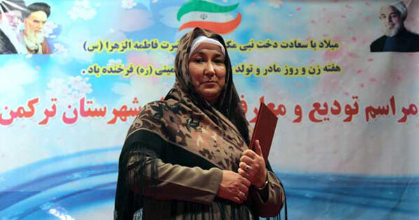 ماجرای حج نیابتی یک زن سنی برای رهبری| زن فرمانداری که شیعه و سنی برایش فرقی نمیکرد