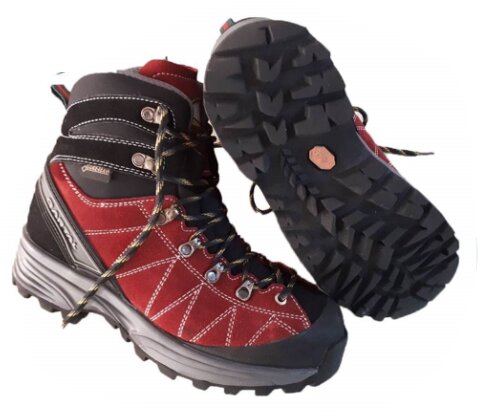 برای خرید کفش کوهنوردی چقدر باید هزینه کنید؟ | راهنمای خرید کفش کوه