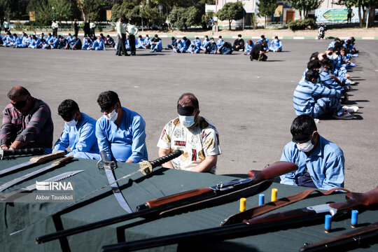 سلاح های گرم کشف شده