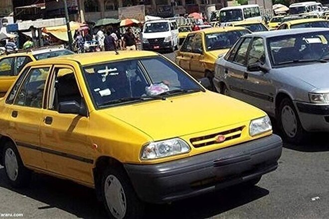 حرکتی عجیب یک تاکسی براای حمل بار