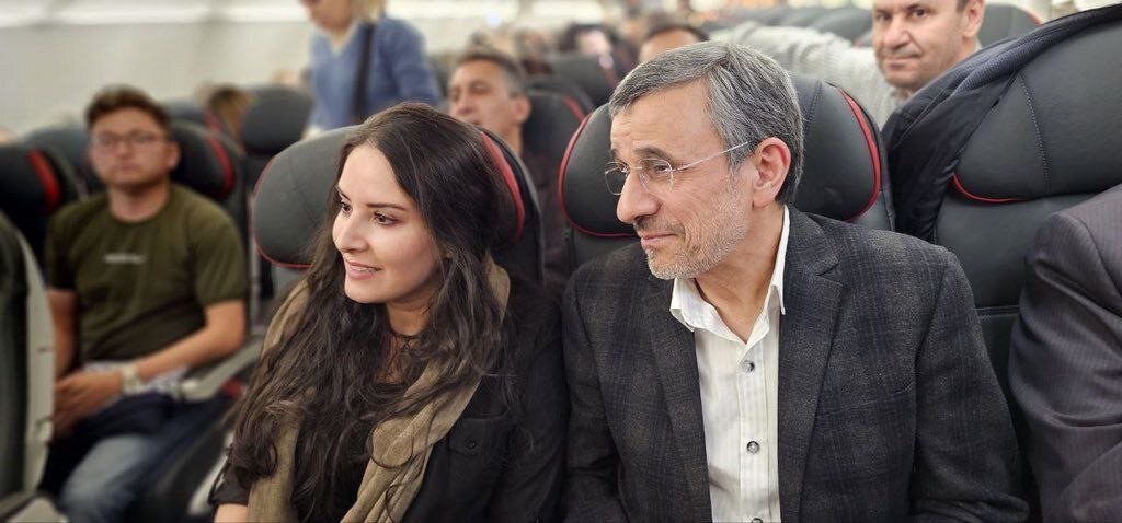 تصاویری خاص از احمدی نژاد در فرودگاه استانبول و مسافران سفر به گواتمالا