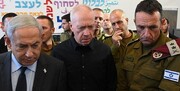 عکس | اوج بی‌اعتمادی؛ نتانیاهو در جمع نظامیان بدون خشاب!