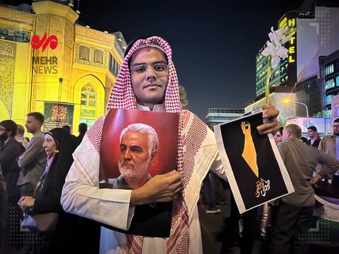 جمعیت حاضر در میدان فلسطین تهران