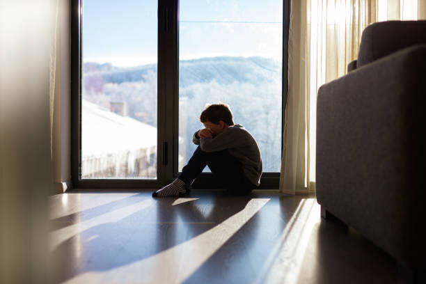 علائم افسردگی فصلی را بشناسید | راهی موثر برای پیشگیری از افسردگی فصلی پاییز