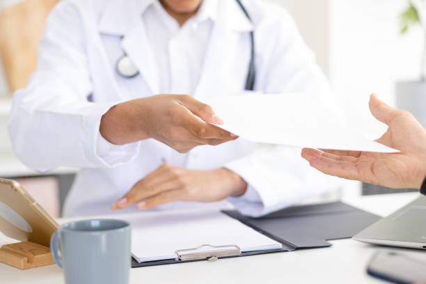 اگر این نشانهها را دارید شاید مبتلا به افسردگی فصلی هستید | علائم افسردگی فصلی و راههای درمان آن