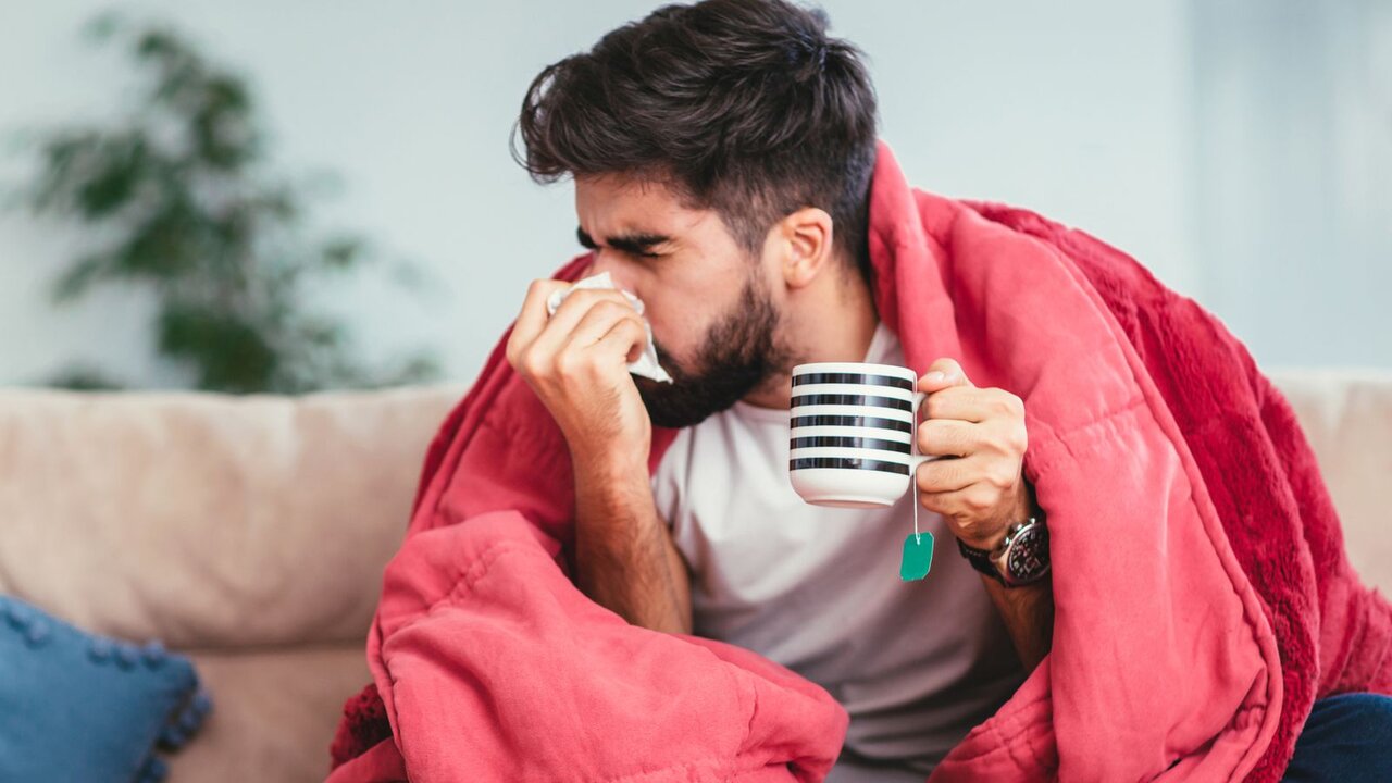 از کجا بفهمیم آنفلوآنزا گرفتهایم؟ ؛ علائم ، تفاوت با سرماخوردگی و بهترین روشهای درمان