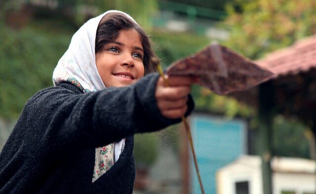 عکس | چالشهای عجیب زندگی یک زوج با اختلاف سنی زیاد | «تا ۱۰ بشمار»  را در خانه ببینید