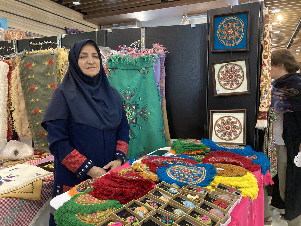 این زنان نان بازویشان را می خورند|کارآفرینی به سبک زنانه