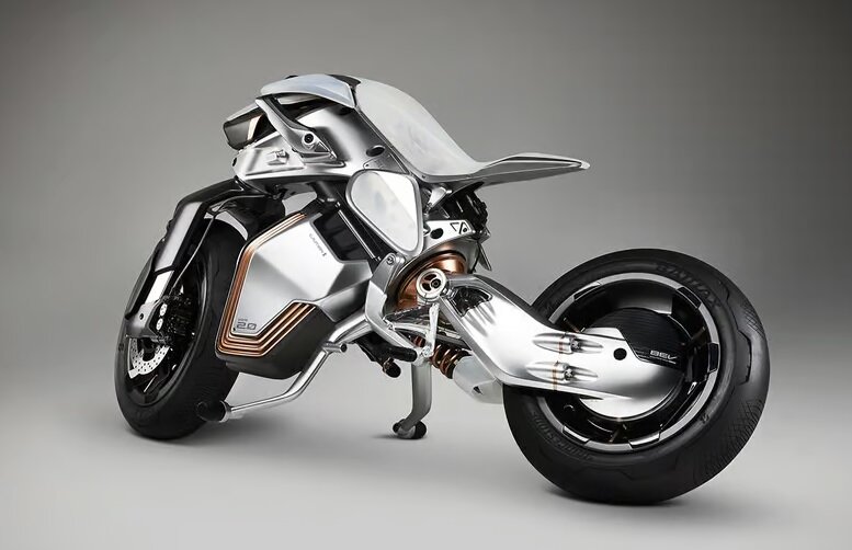 تصاویر | موتورسیکلت یاماها با طراحی عجیب و غریب | قابلیت تشخیص چهره و قدرت حفظ تعادل