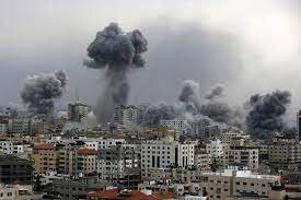 لحظه حمله و برخورد موشک به منزل برادر رئیس حماس