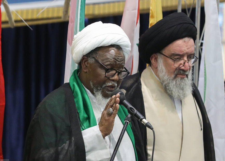 حضور شیخ زکزاکی در نماز جمعه تهران