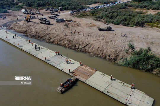 نصب پل شناور ارتش روی کارون