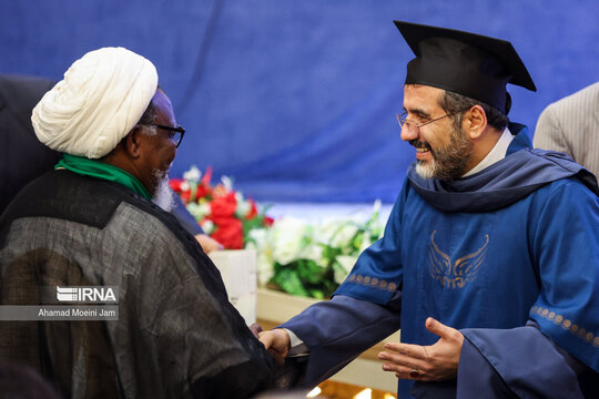 اعطای دکترای افتخاری به شیخ زکزاکی
