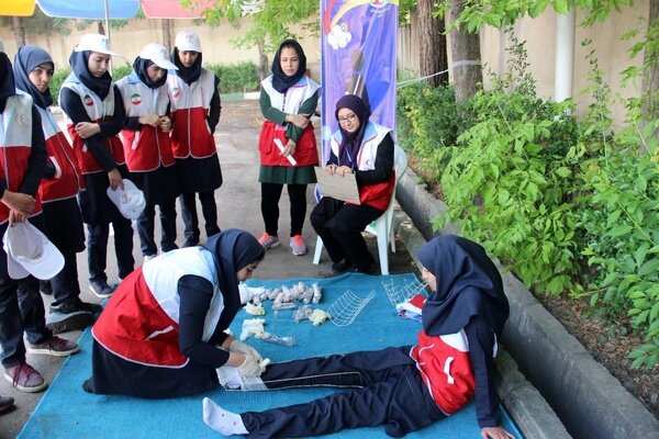 خلا فعالیت تشکل های دانش آموزی در مدارس|نیمی از مدارس کشور مربی پرورشی ندارند