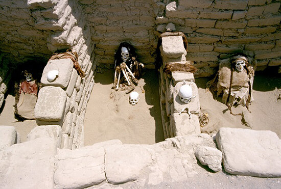 اینجا دره مردگان است ؛ وحشتناک‌ترین قبرستان دنیا‍ + تصاویر