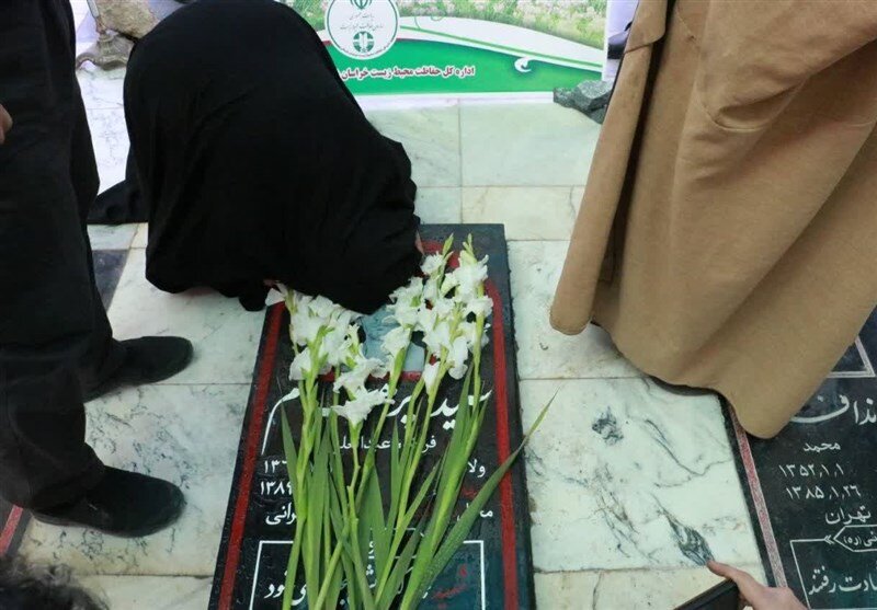 سنگ مزار «سعید پرهام» بعد از ۱۲ سال تغییر کرد + تصاویر