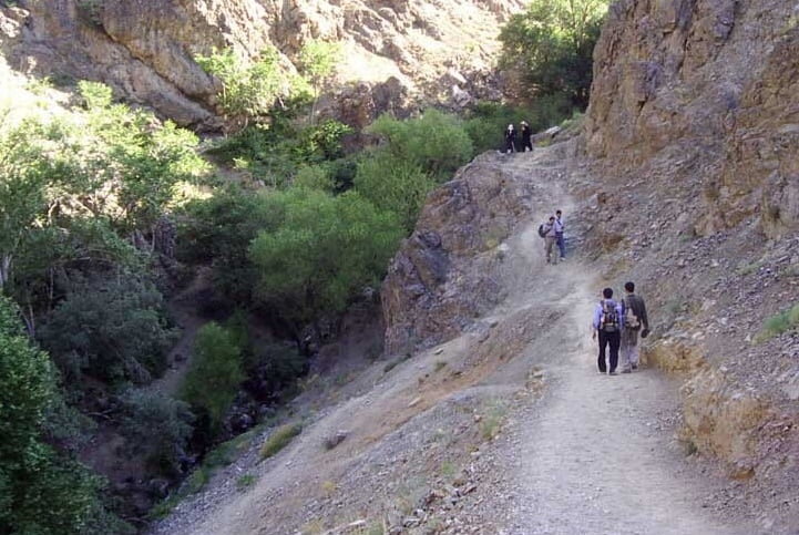 در این 4 دره شگفت انگیز تهران ماجراجویی کنید