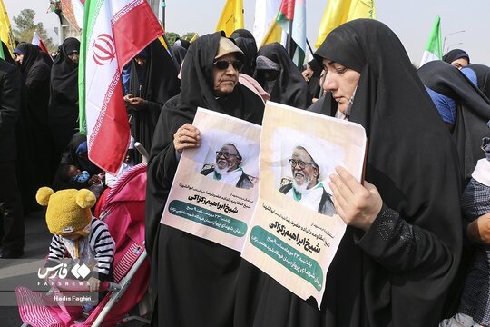 استقبال مردمی از ورود شیخ زکزاکی رهبر شیعیان نیجریه به مشهد