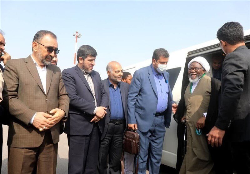 تصاویر؛ شیخ زکزاکی وارد مشهد شد | استقبال پرشور مردم مشهد از رهبر شیعیان نیجریه