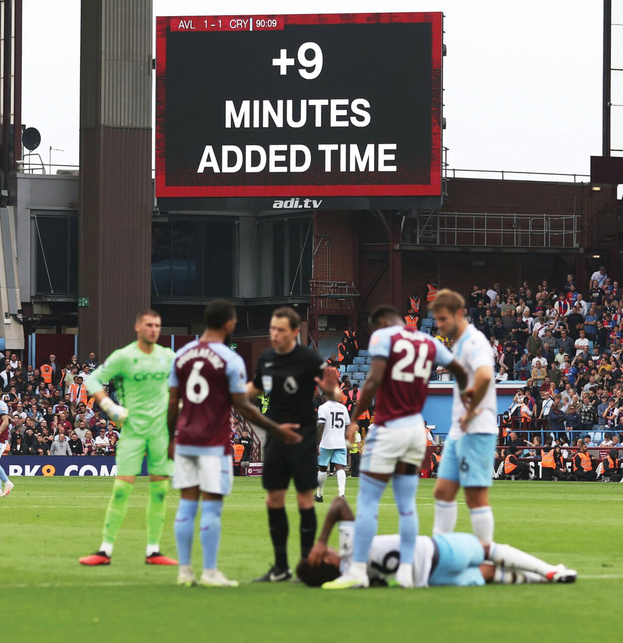 راهکار جدید علیه تیمهای فوتبالی که وقت تلف میکنند!
