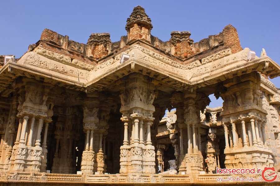 معبدی با ستون های آهنگین