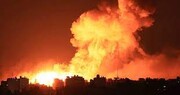 ببینید |  اسرائیل همچنان در حال بمباران ساختمان‌های اطراف بیمارستان غزه‌ است
