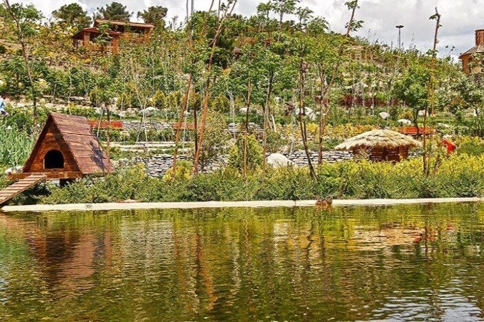 اینجا با پاییز ملاقات خاص داشته باشید!