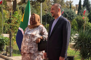 ببینید | پوشش خانم وزیر آفریقایی در دیدار با امیرعبداللهیان | استقبال وزیر خارجه ایران از همتای آفریقای جنوبی را ببینید