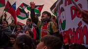 ببینید | پخش سرود سلام فرمانده در اعتراضات اسپانیا