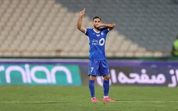 ستاره پرسپولیسی در مسیر مدافع محبوب آبیها! | کپی بیرانوند و علیپور در استقلال