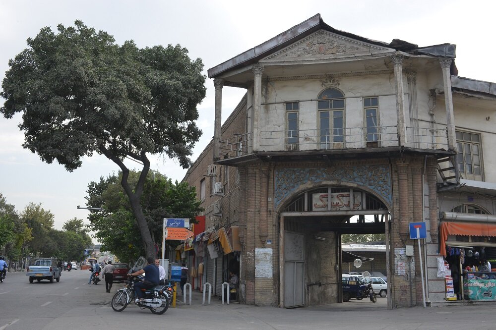 حکایت استراحتگاه شترها در تهران قدیم | این کوچه پاتوق هندوانهفروشها بود