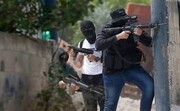 تصاویر توزیع اسلحه‌های اتوماتیک بین شهرک‌نشینان در کرانه باختری!