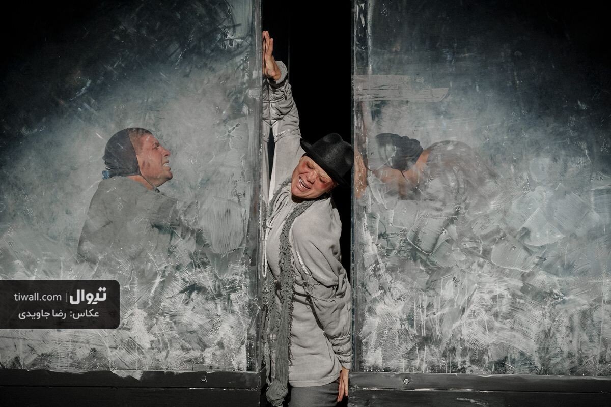 از دورهمی پیشکسوتان در بنگاه تئاترال تا نمایش برگزیده منتقدین| ۱۰ نمایش در پردیس تئاتر شهرزاد روی صحنه میروند