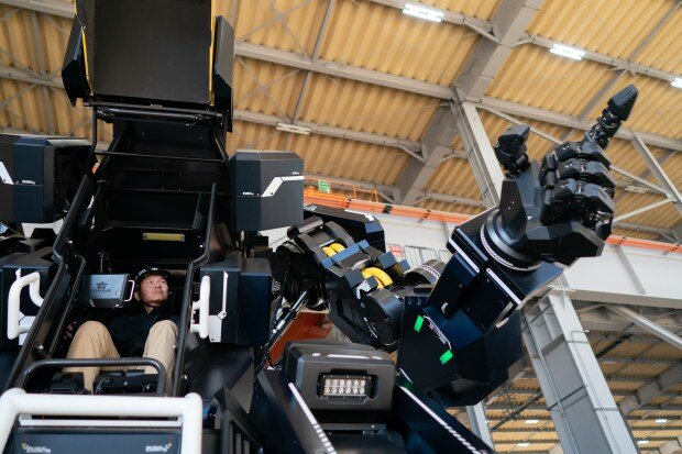 تصاویر | روبات غولپیکری که خودرو میشود! | نقشآفرینی ترنسفورمرها در زندگی واقعی