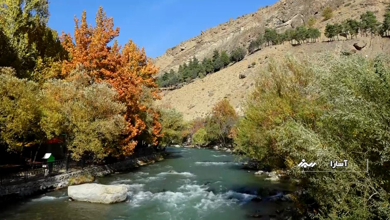 زیبایی شگفتانگیز جاده چالوس در پاییز هزار رنگ + تصاویر