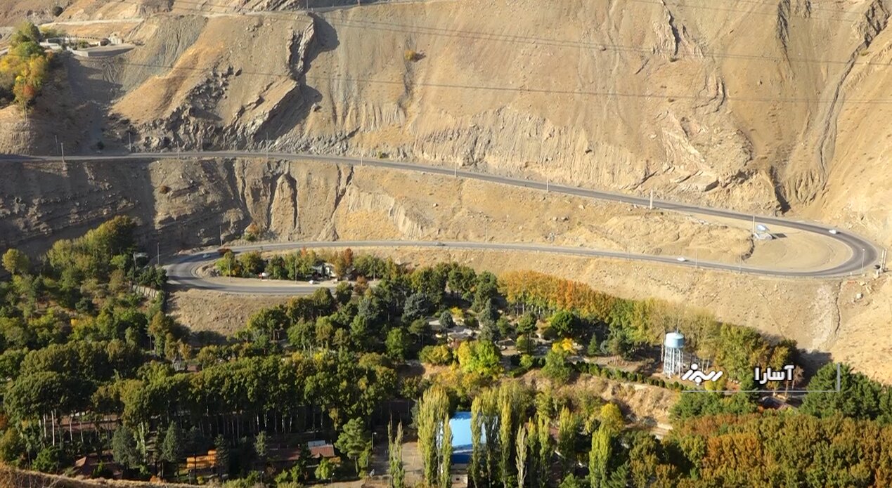 زیبایی شگفت‌انگیز جاده چالوس در پاییز هزار رنگ + تصاویر